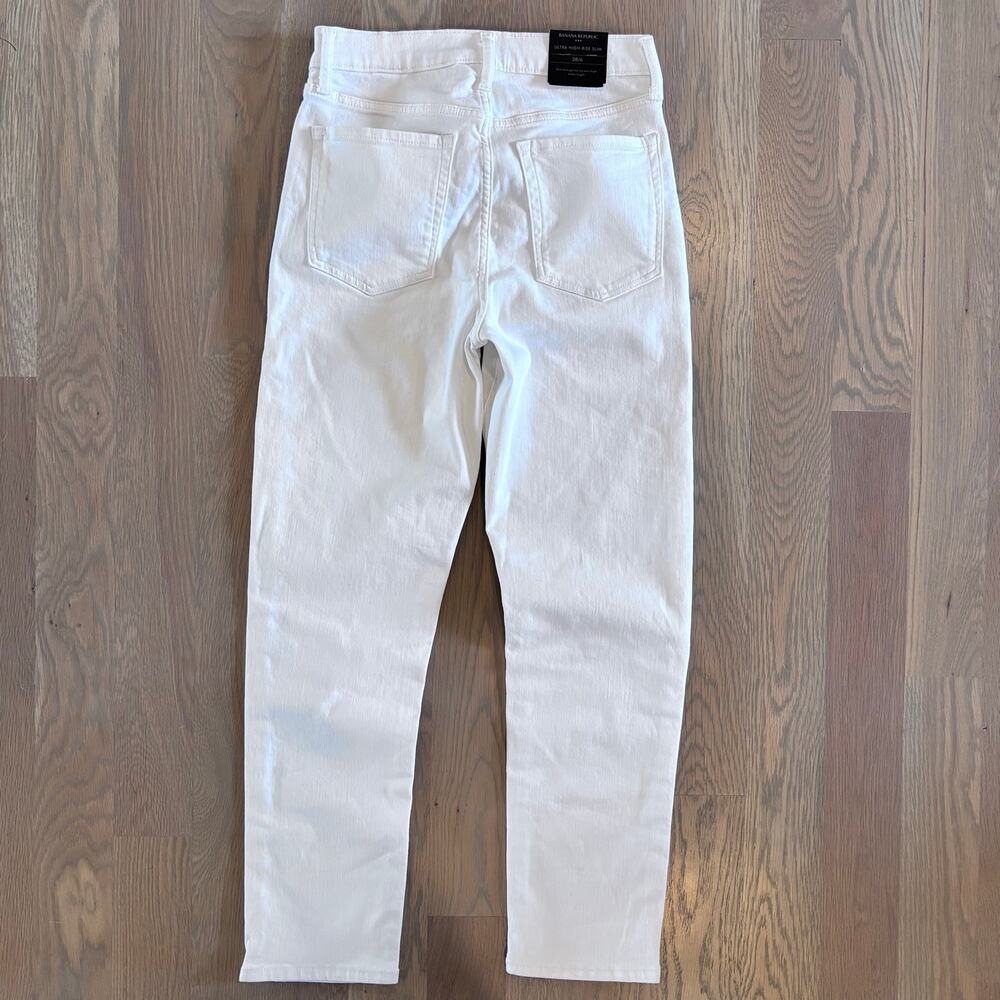 NWT Banana Republic Ultra High Rise Slim Straight Jeans White Women Size 28 - Picture 3 of 11